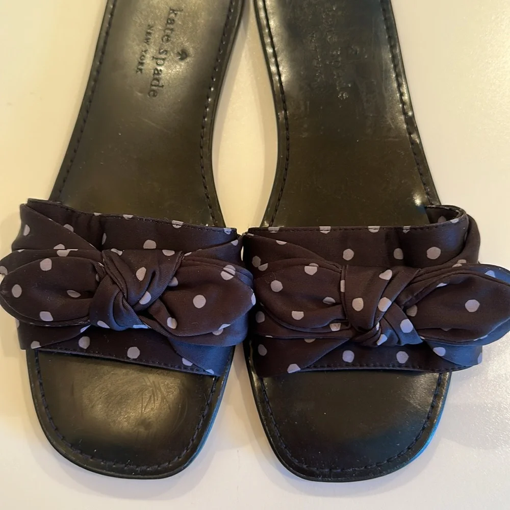Barely Worn Kate Spade Black Sandals Casual Comfort. Looks New. Size 38.